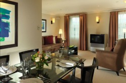 Cheval Phoenix Chelsea Apartment