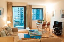 Discovery Dock East Serviced Apartment - Light and Airy Lounge