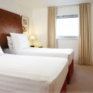 Stratford Serviced 2 Bedroom Apartments - For small charge we can arrange twin beds