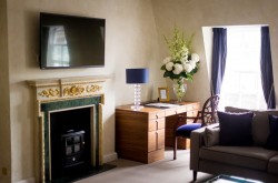 9 Hertford Street Serviced Apartment - Classic Club 1 Bedroom