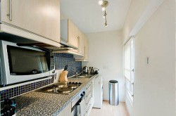 Albert Street Serviced 1 Bedroom Apartment - Kitchen