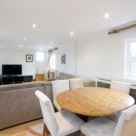 Chesham Knightsbridge Serviced 3 Bedroom Penthouse - Light and Airy Lounge