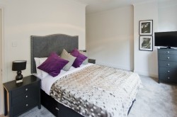 Creechurch Serviced Apartment Bedroom in City - Luxury linen