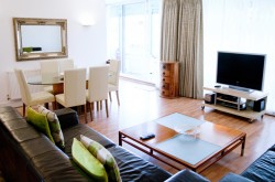 Mayfair Hertford Serviced 3 bedroom apartment - near Hyde Park