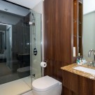 Dickens Yard Ealing Serviced 2 Bedroom - Luxury bathrooms