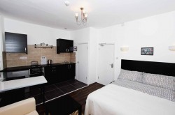 Large Short let studio in Kilburn Park - Fully Furnished