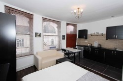 Large Short let studio in Kilburn Park - Fully Furnished