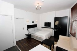 Large Short let studio in Kilburn Park - Fully Furnished