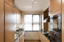 Metropolitan Apartments Serviced 2 Bedroom - luxury kitchen