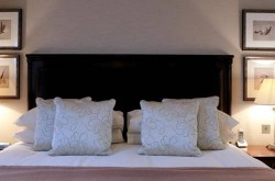 Cheval Knightsbridge 3 bedroom Serviced Apartment
