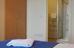 Waterloo Serviced 2 Bedroom Apartment - Contemporary lounge