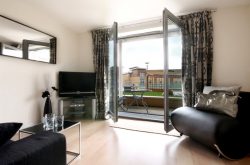 Kelvin Gate Bracknell Serviced 2 Bedroom