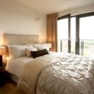 Mosaic Slough Apartment - Beautiful spacious bedroom