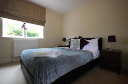 St Michaels Newbury - stylish bedroom