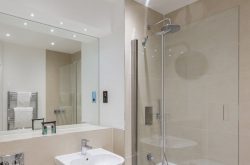 Athena Court Maidenhead Deluxe Bathroom