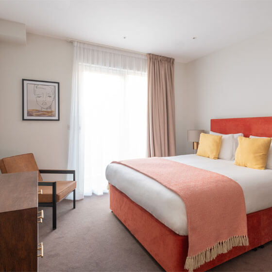 Modern serviced 2 bedroom in Victoria in London UK