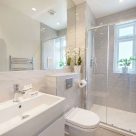 Wyndham Marylebone Apartments bathroom